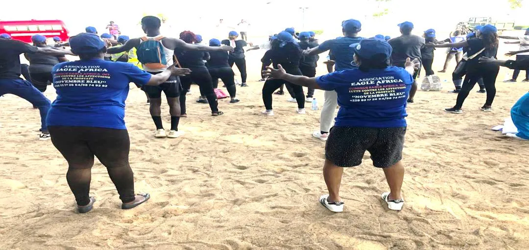 Physical exercise session on the beach in Cotonou during Blue November 2025